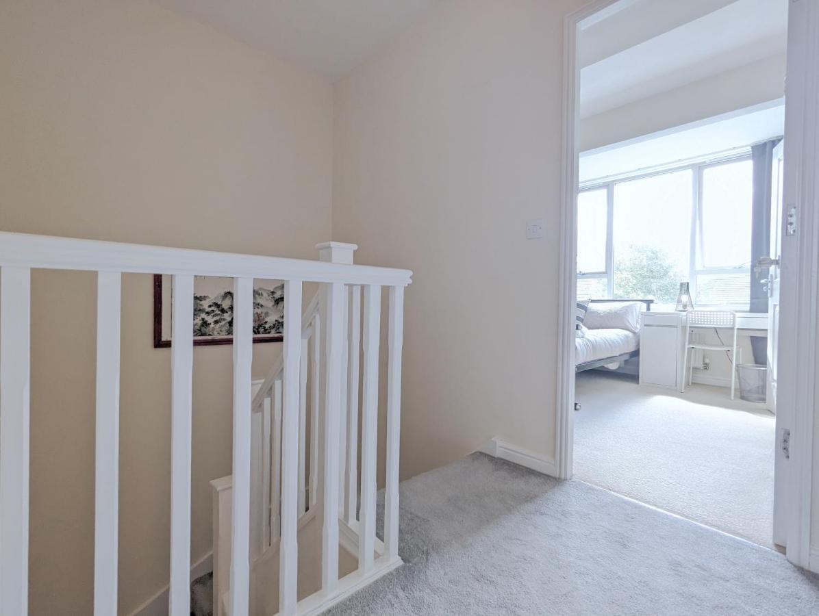 Guest Rooms Near City Centre & Dock Free Parking Ліверпуль Екстер'єр фото