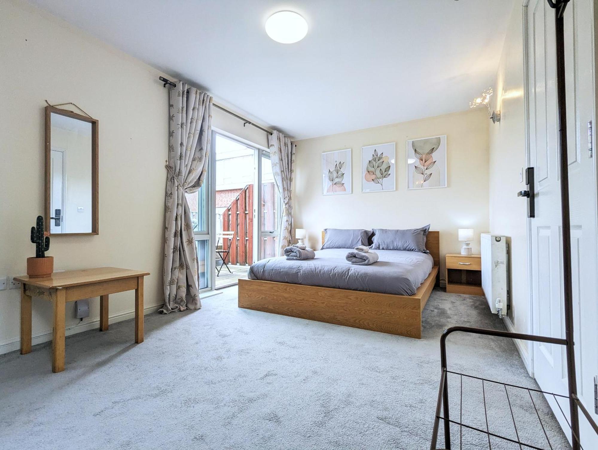 Guest Rooms Near City Centre & Dock Free Parking Ліверпуль Екстер'єр фото